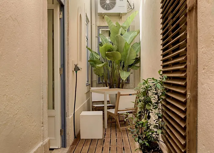 Romantic Gem In Alfama