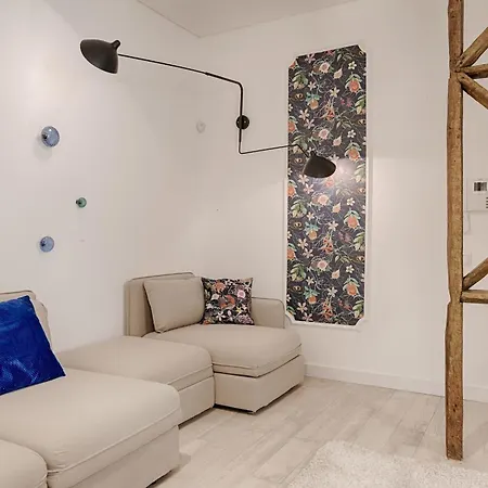 Romantic Gem In Alfama Lisboa
